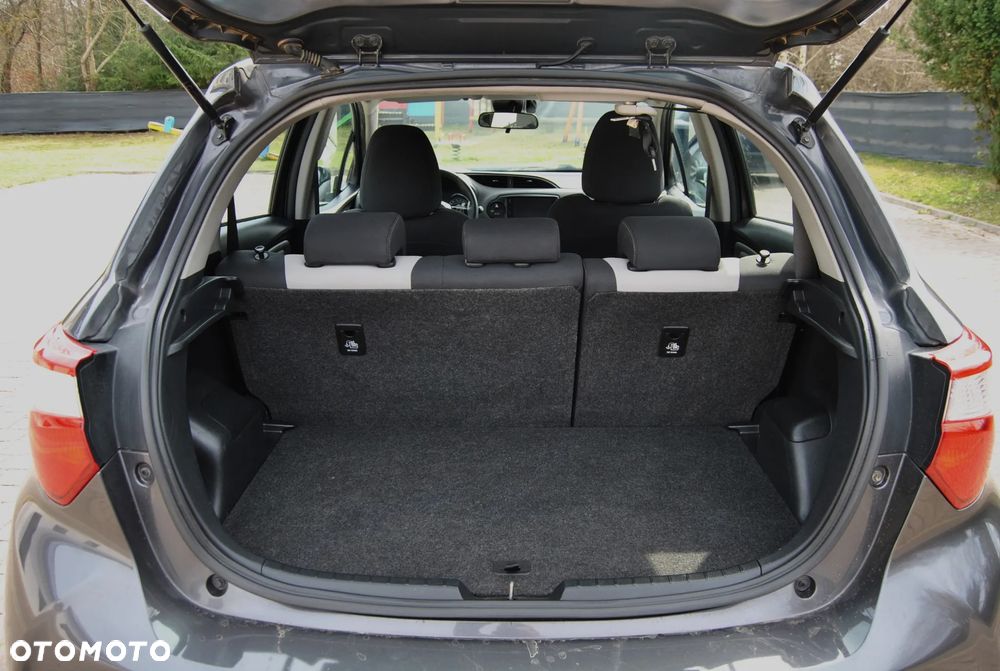 Toyota Yaris - 13