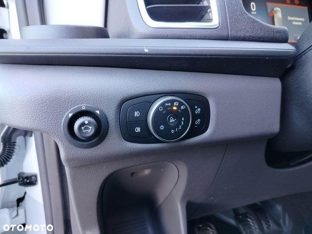 Ford Transit - 11