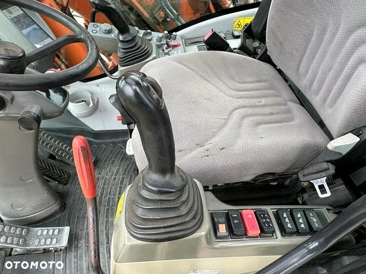 Hitachi ZX170W-5B - 30