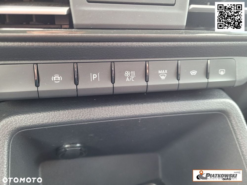 Ford Tourneo Connect 2.0 EcoBlue Titanium - 34