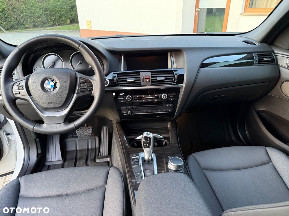 BMW X3 xDrive28i Sport-Aut xLine - 24