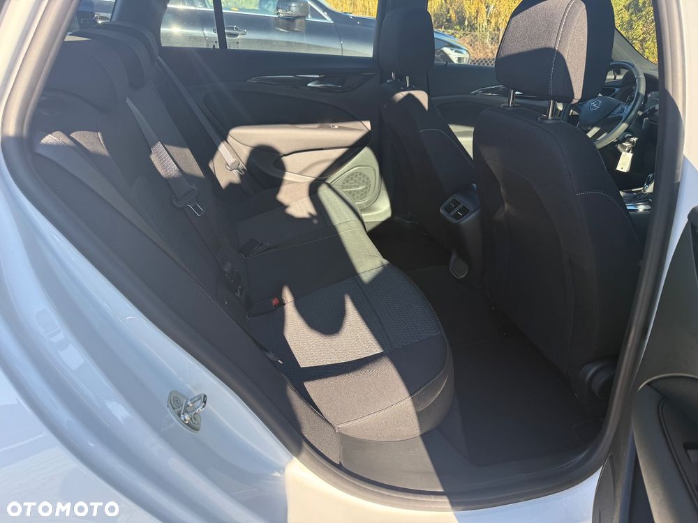 Opel Insignia 2.0 CDTI Business Elegance S&S - 18
