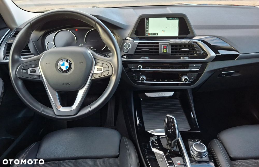 BMW X3 xDrive20d - 10