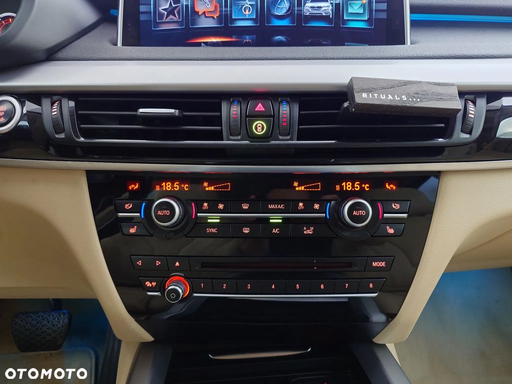 BMW X5 xDrive25d - 14