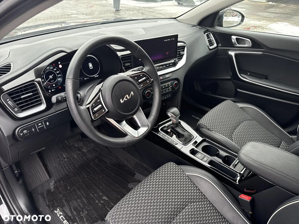 Kia XCeed 1.5 T-GDI Business Line DCT - 10