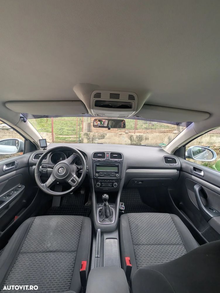 Volkswagen Golf 1.6 TDI DPF Trendline - 6