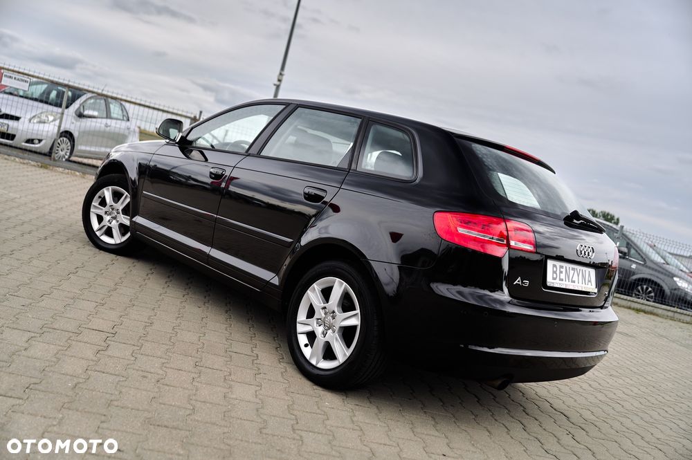 Audi A3 Sportback 1.6 Ambiente - 11