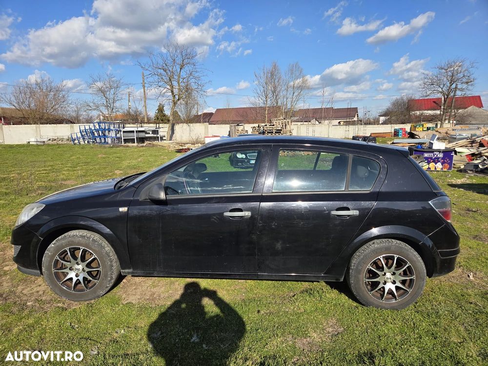 Opel Astra 1.4i 16V Club - 4