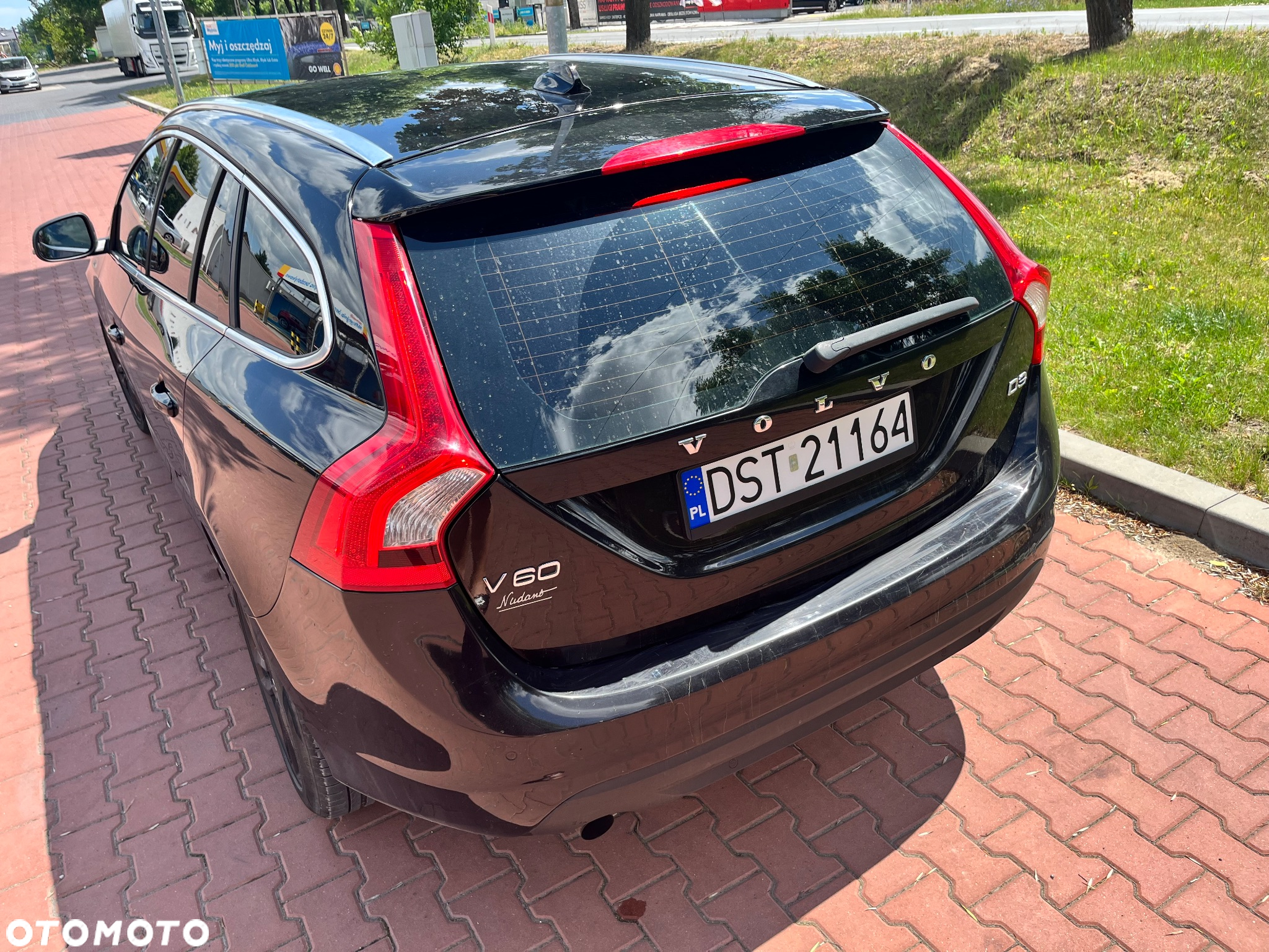 Volvo V60 D3 Geartronic Summum - 15