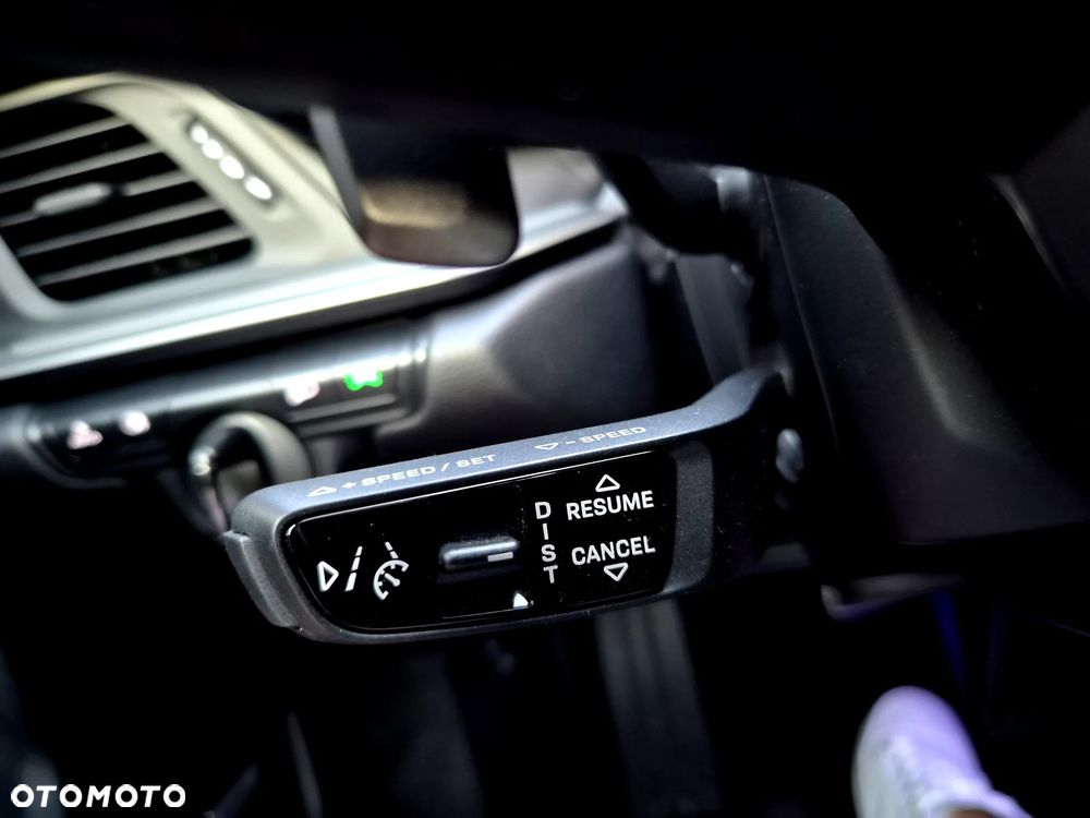 Porsche 911 Carrera PDK - 21