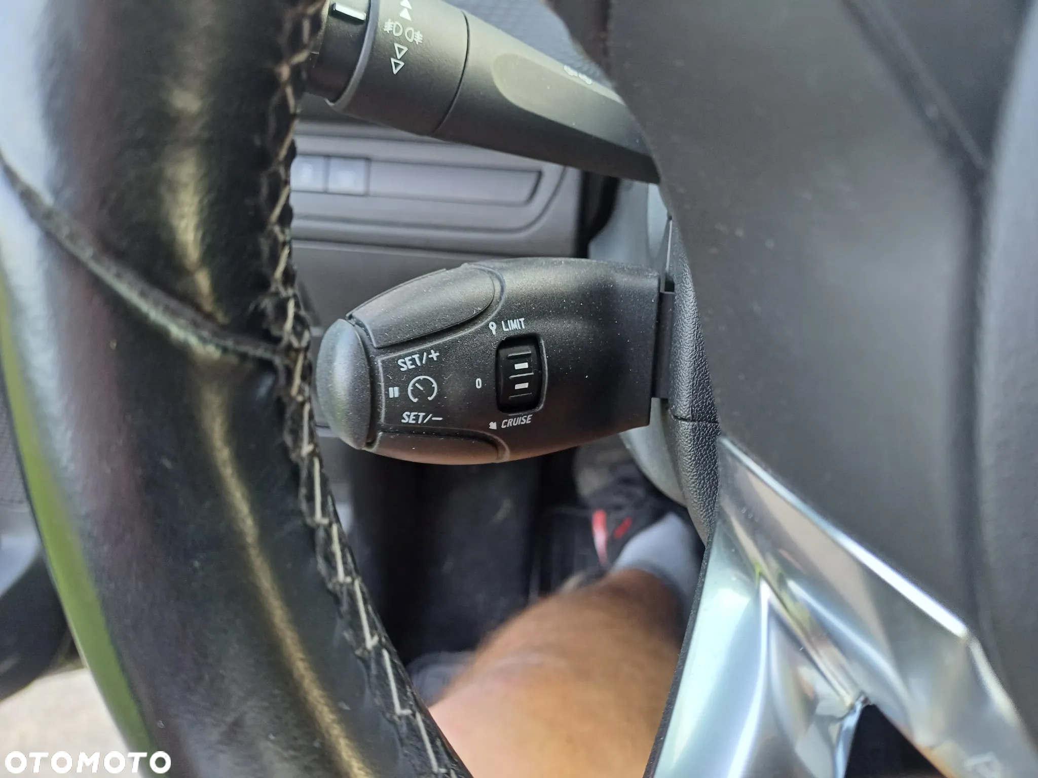 Peugeot 208 PureTech 110 Stop & Start Active - 13