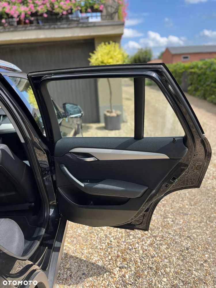 BMW X1 sDrive20i xLine - 23