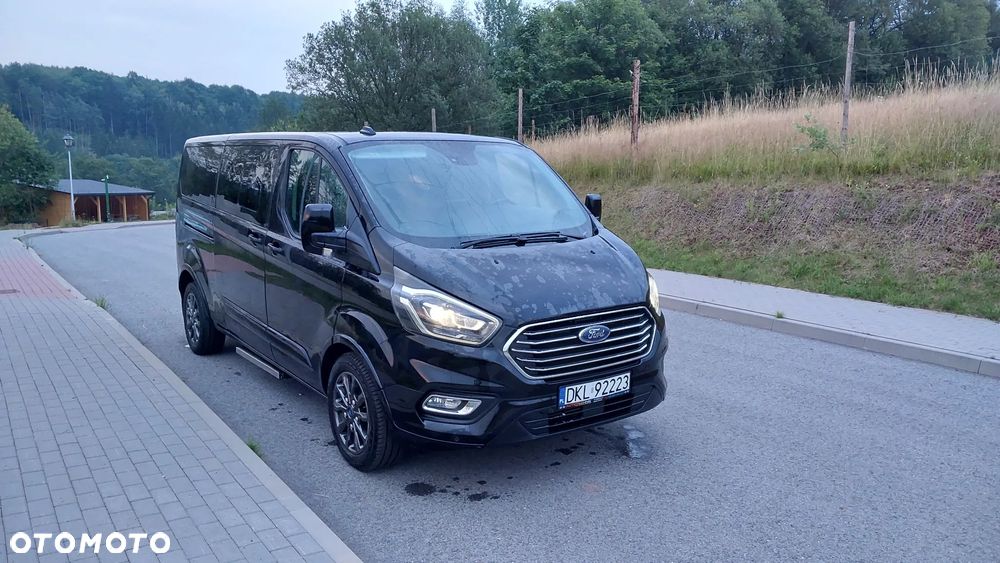 Ford Tourneo Custom - 6