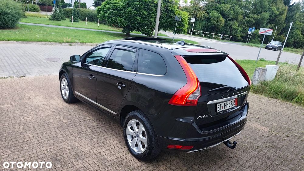 Volvo XC 60 D5 AWD Geartronic Summum - 21