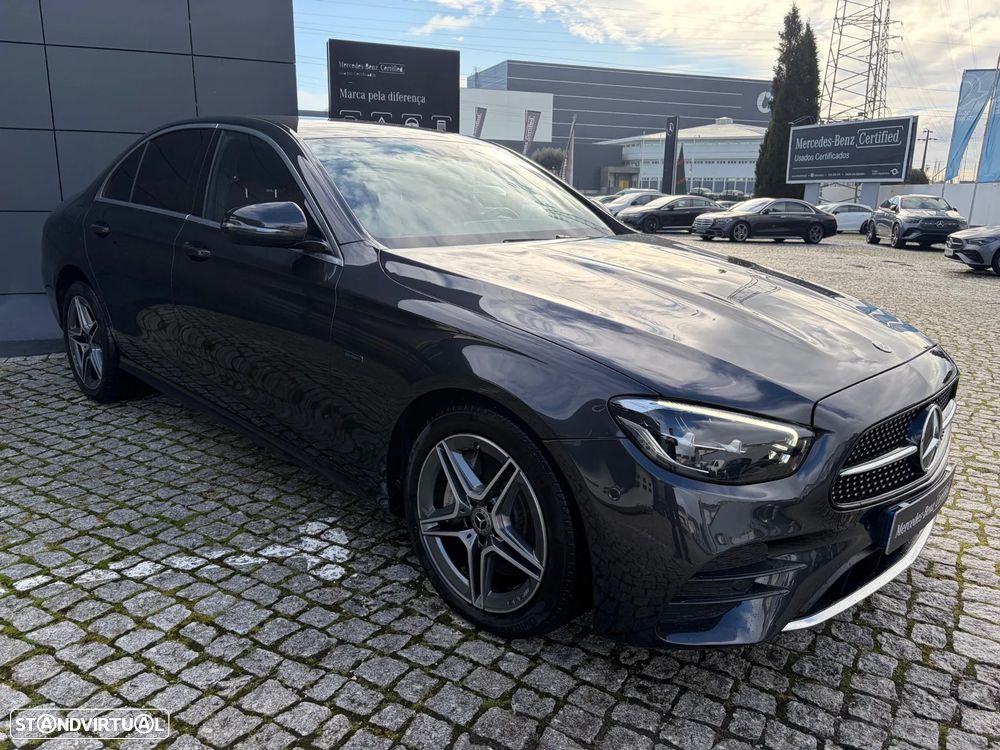 Mercedes-Benz E 300 de AMG Line - 1