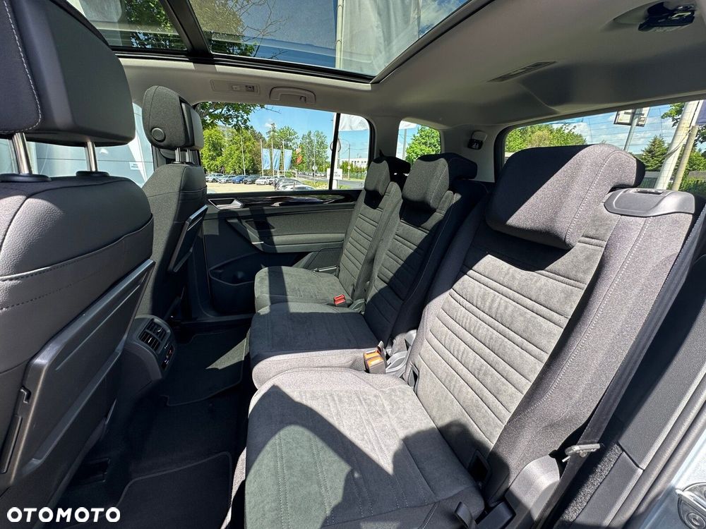 Volkswagen Touran 2.0 TDI BMT Highline DSG - 27