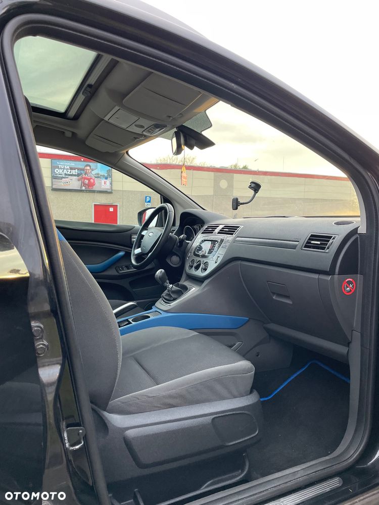 Ford Kuga 2.0 TDCi Titanium - 3