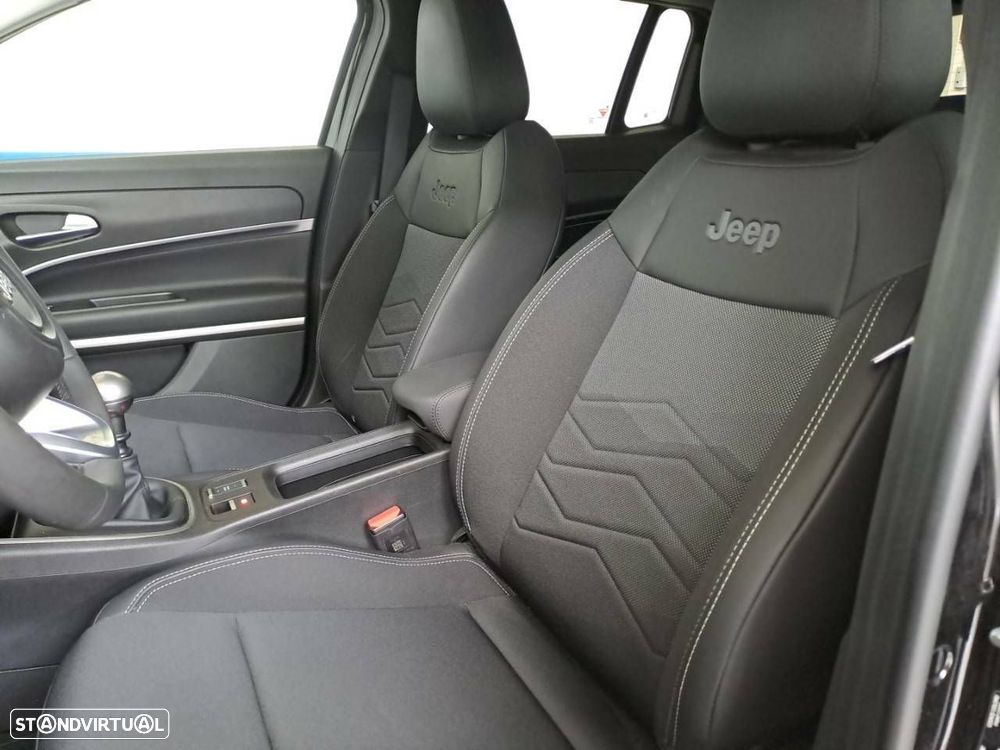 Jeep Avenger 1.2 GSE T3 Summit - 9