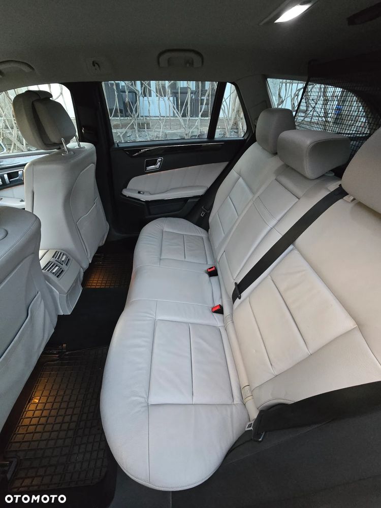 Mercedes-Benz Klasa E 350 CDI 4-Matic BlueEff Elegance - 9
