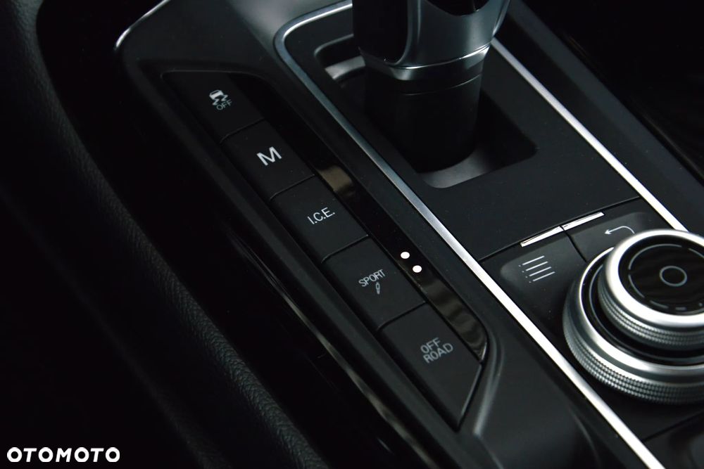 Maserati Levante Granlusso - 31