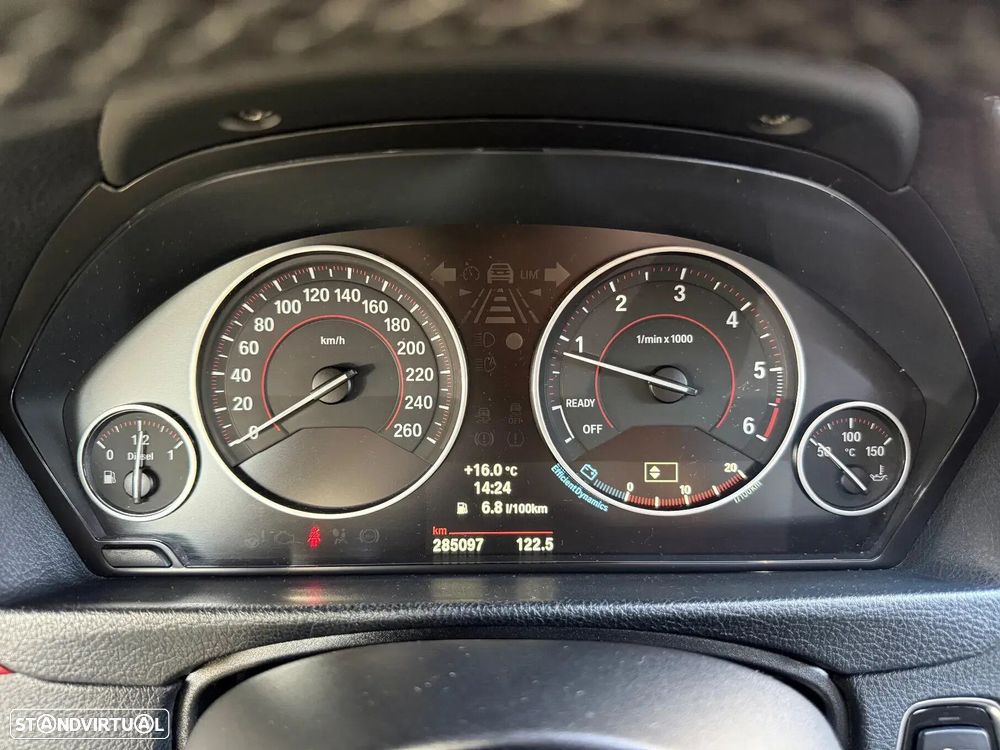 BMW 320 d Pack M - 19