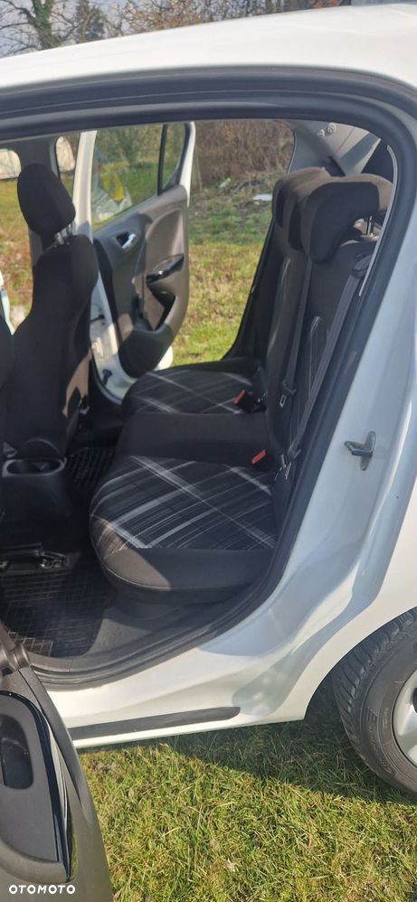Opel Corsa - 11
