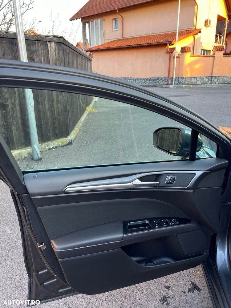 Ford Mondeo 2.0 TDCI PowerShift AWD Titanium - 10
