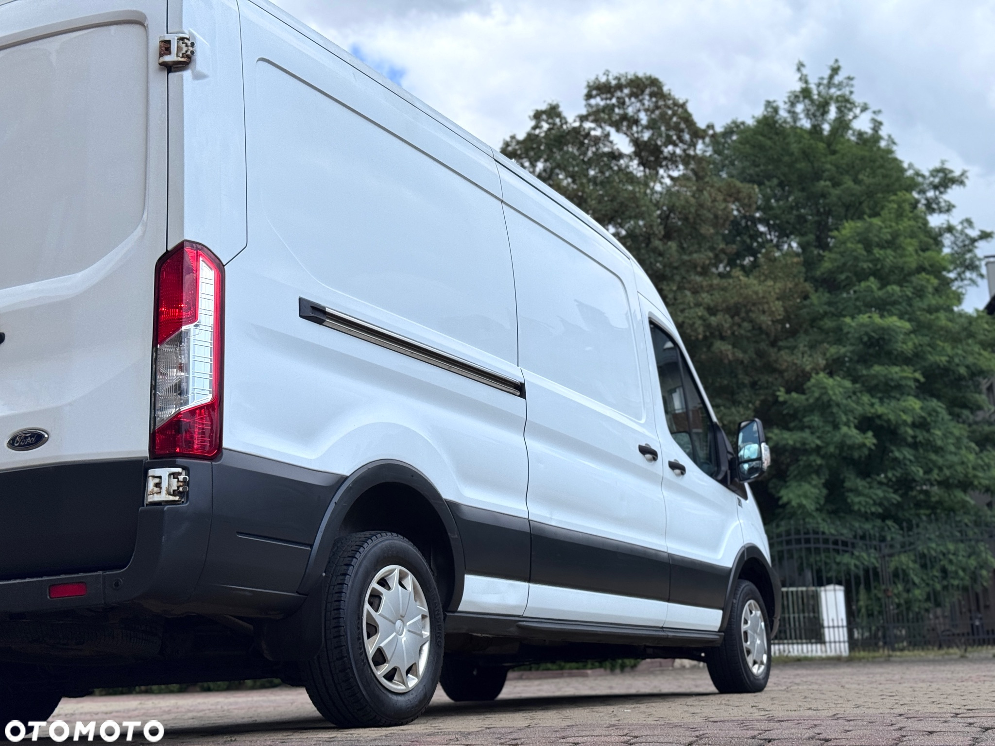 Ford Transit - 28