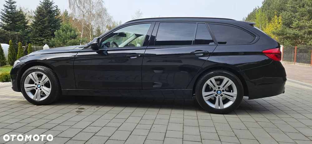 BMW Seria 3 320i - 38