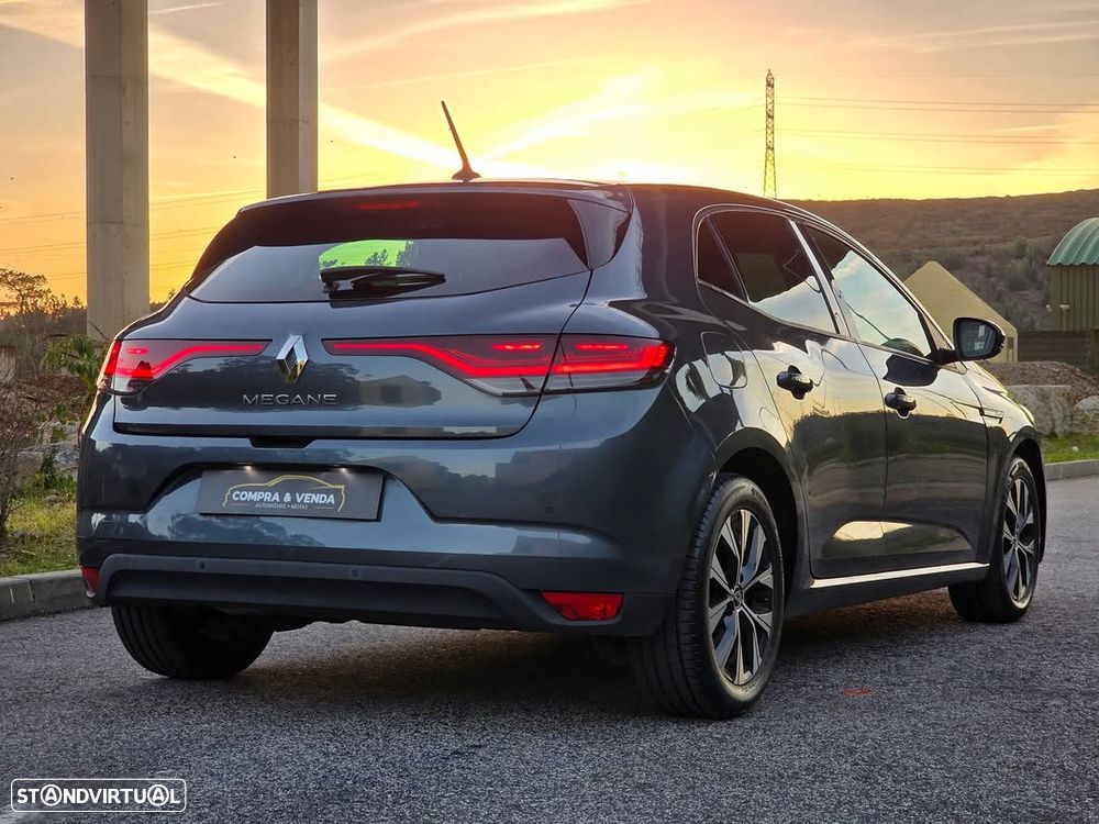 Renault Mégane 1.5 Blue dCi Intens - 2