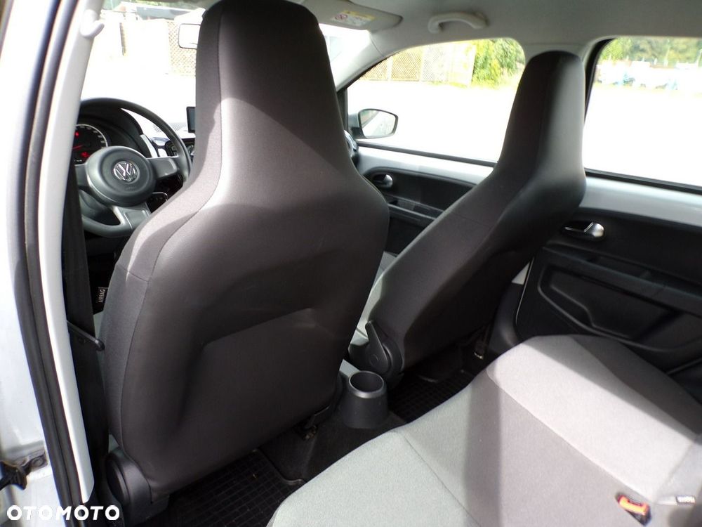 Volkswagen up! - 28