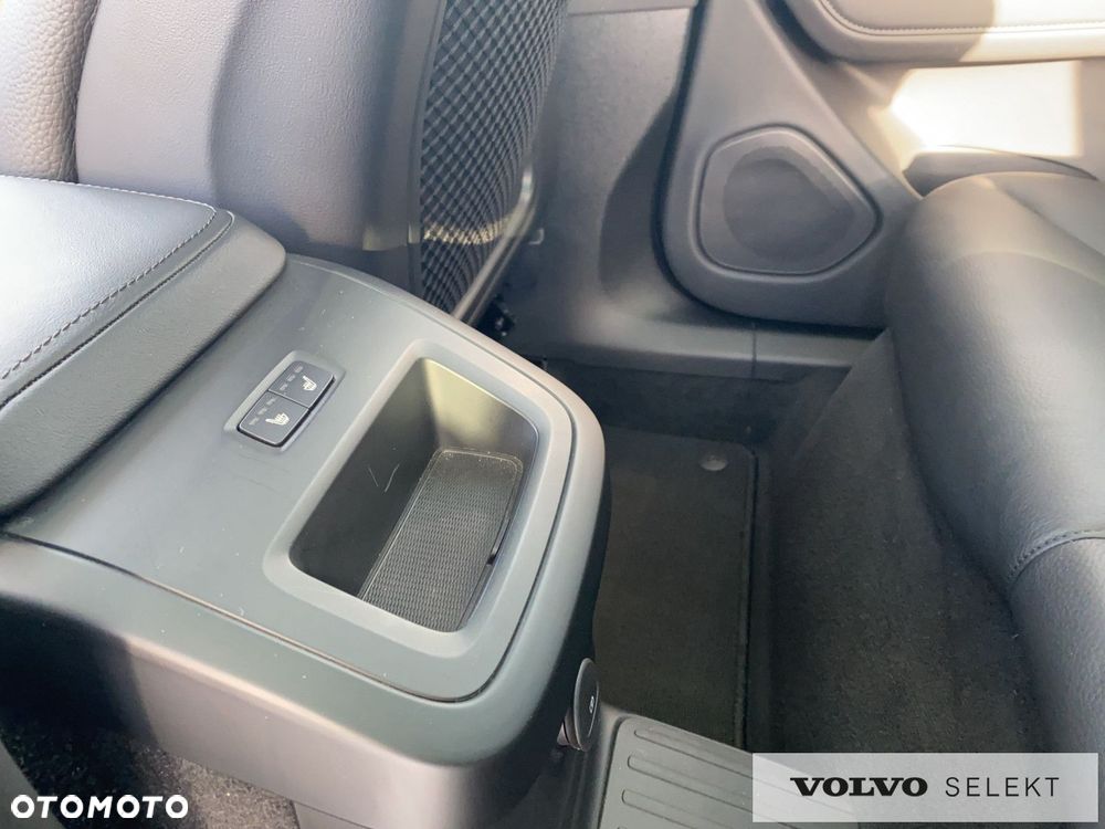 Volvo XC 60 - 22