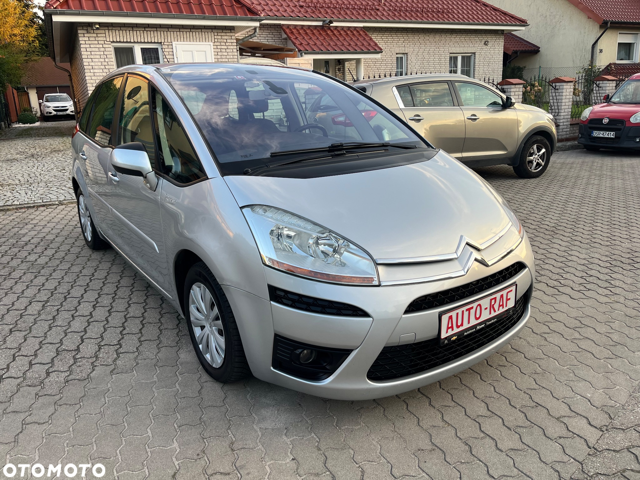 Citroën C4 Picasso 1.6 HDi FAP Style - 5