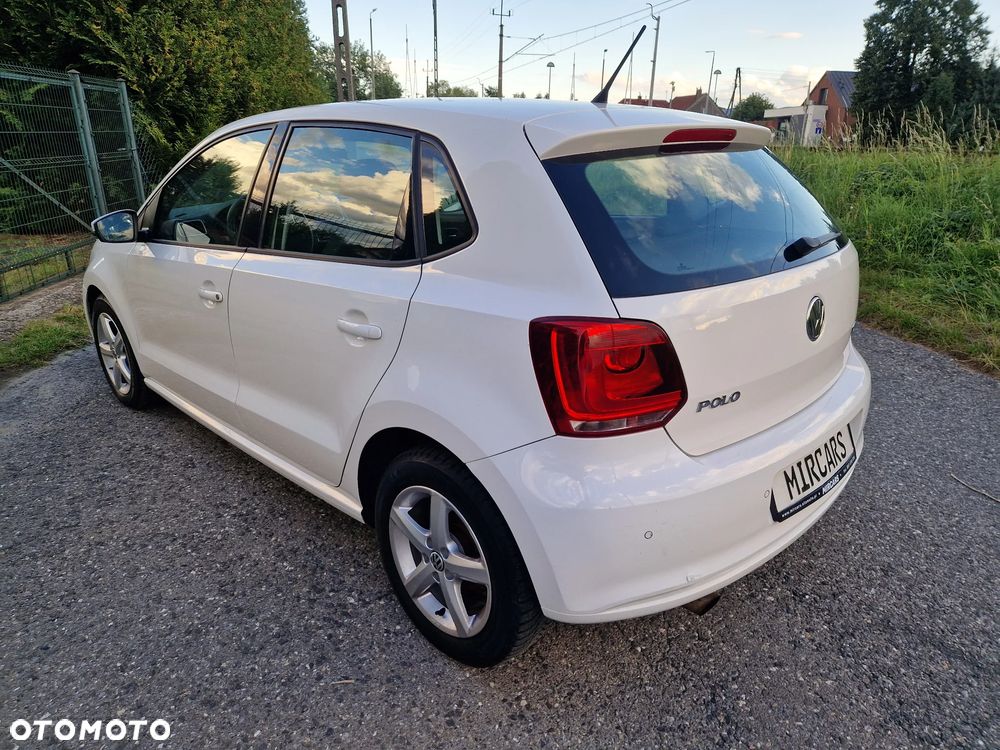 Volkswagen Polo 1.2 TSI Blue Motion Technology DSG Lounge - 3