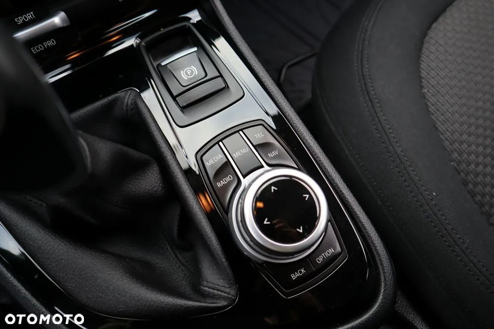 BMW Seria 2 218d Active Tourer - 21