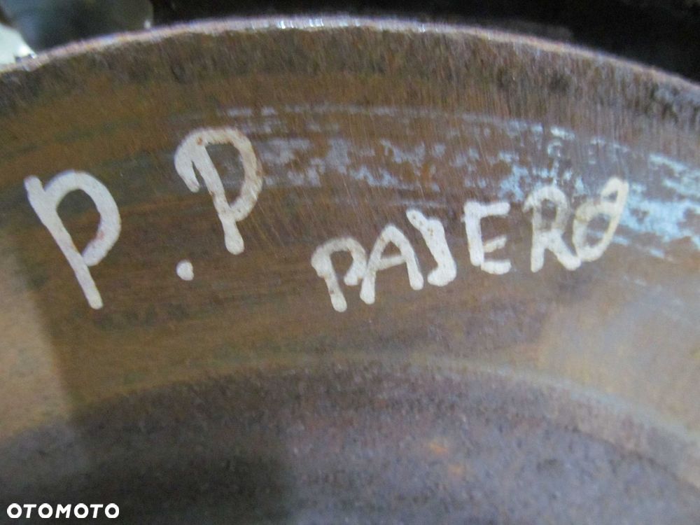 MITSUBISHI PAJERO 91-01 PIASTA ZWROTNICA PRAWY PRZOD - 6