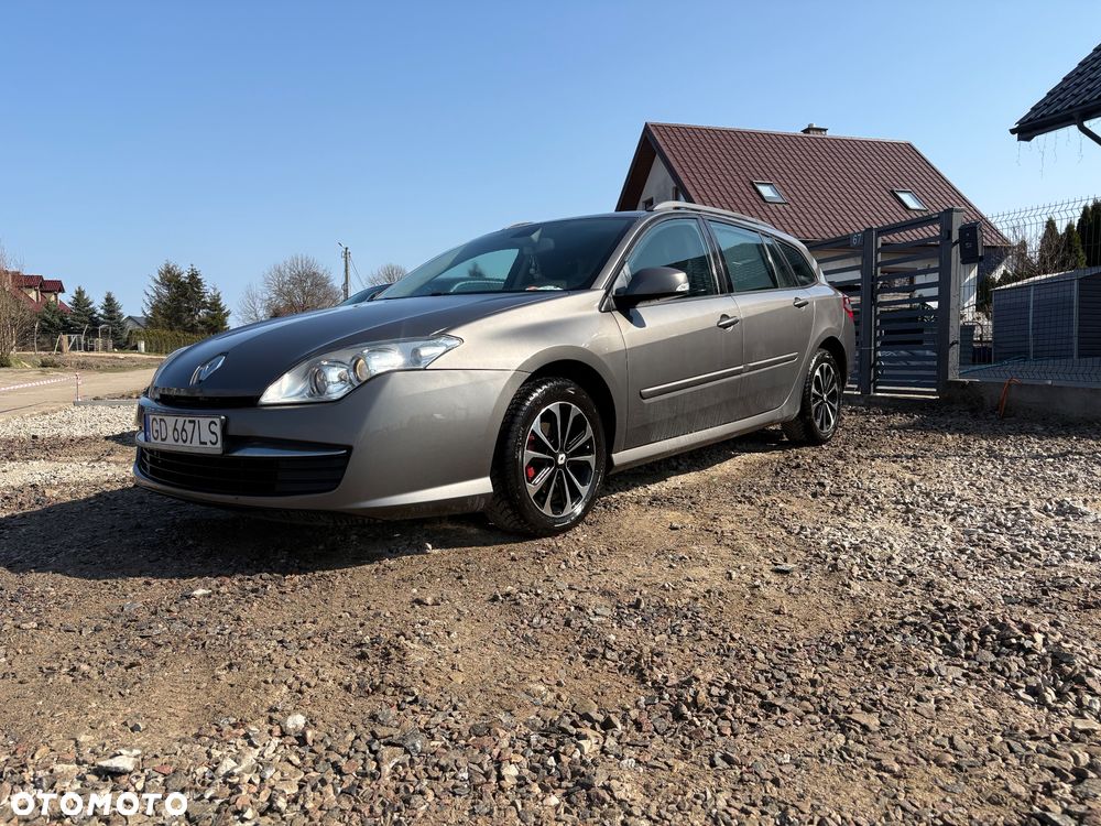 Renault Laguna dCi 110 FAP Emotion - 4
