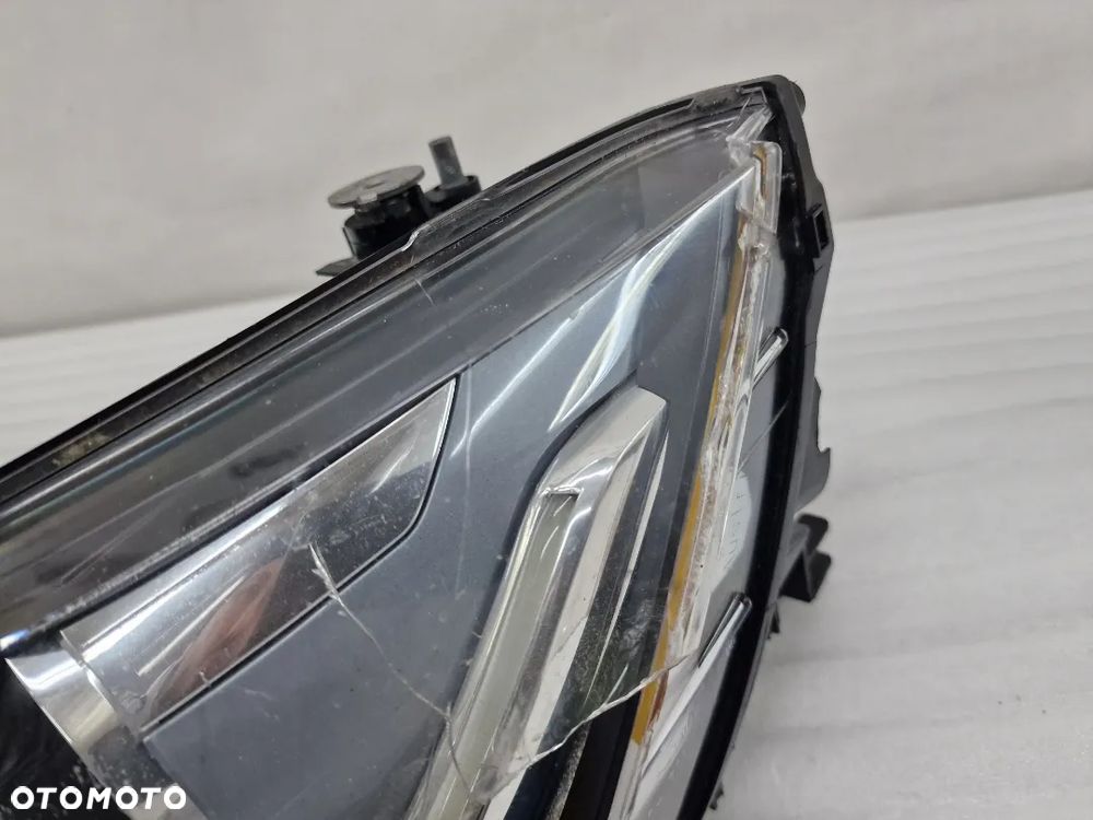 AUDI A1 8X0 10- BIXENON BI-XENON LEWA LAMPA PRZEDNIA PRZÓD , NR 8X0941003J , NR AUKCJI LL600 - 7