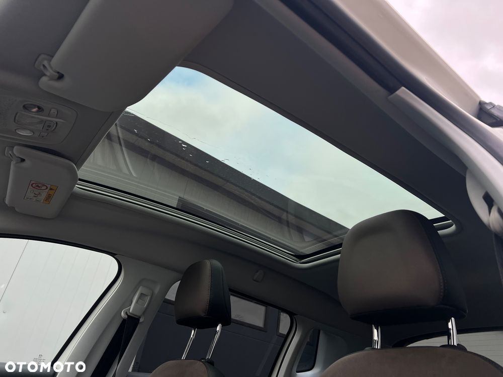 Peugeot 2008 1.6 BlueHDi Allure - 18