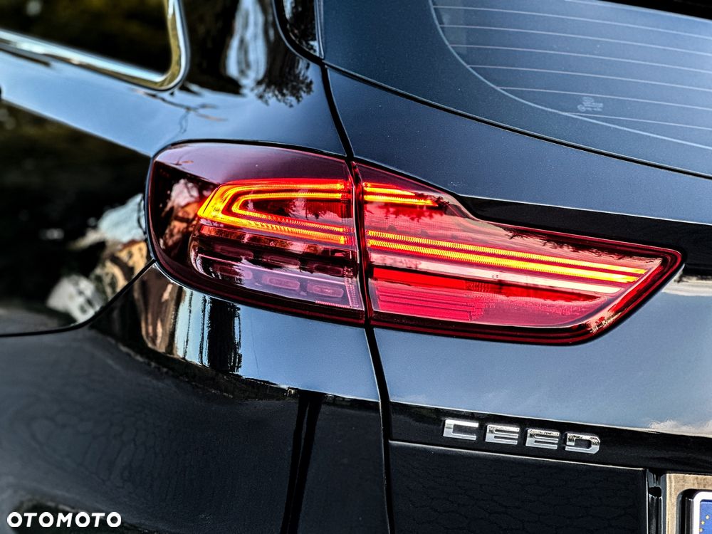 Kia Ceed 1.6 CRDi Platinum Edition - 14