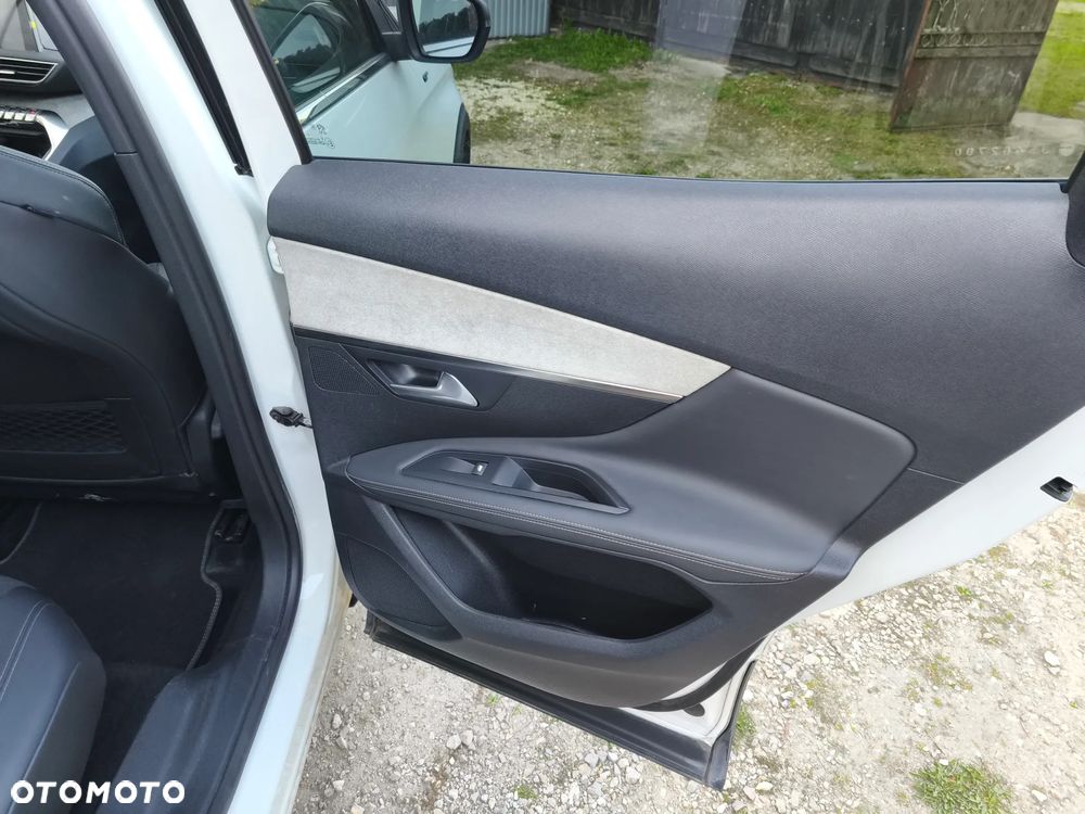 Peugeot 3008 BlueHDi 180 Stop & Start EAT8 GT - 21