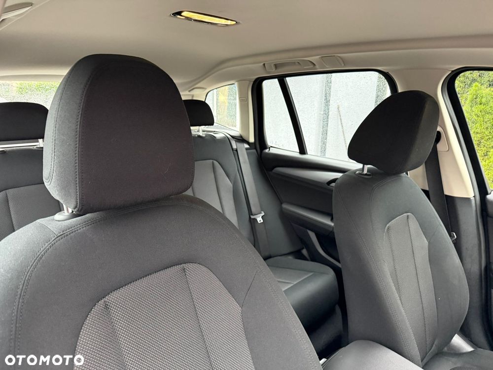 BMW X3 xDrive20i Advantage - 24