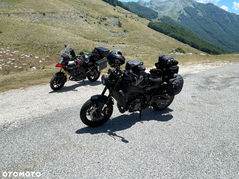 Yamaha XSR - 6