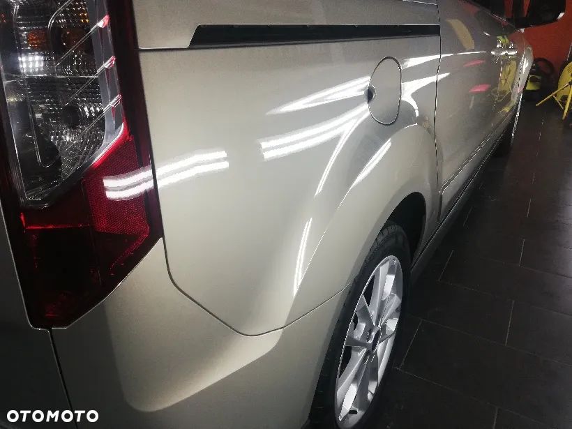 Ford Tourneo Connect - 4