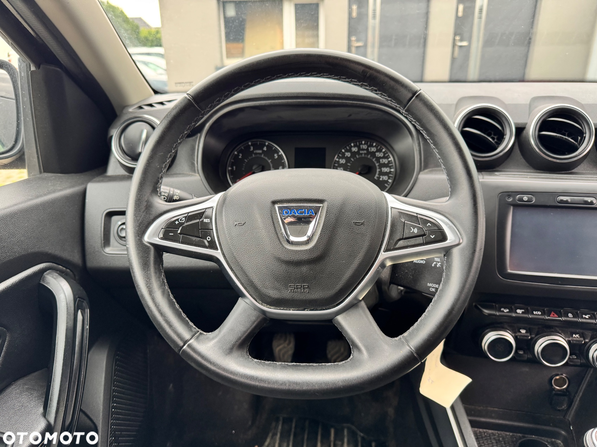Dacia Duster TCe 125 4x2 Laureate - 15