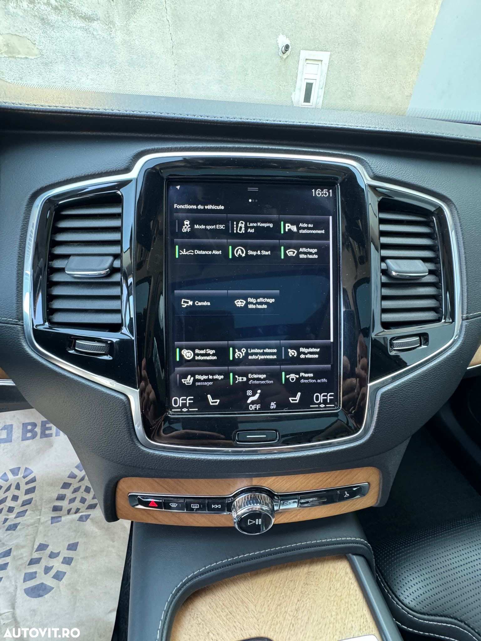 Volvo XC 90 - 14
