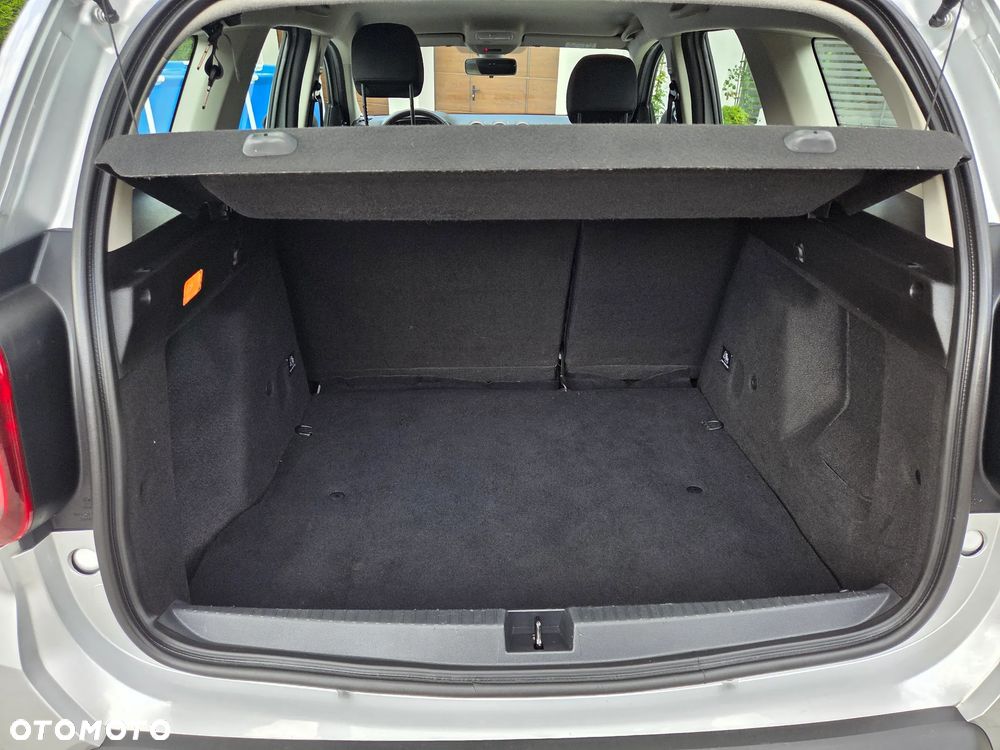 Dacia Duster 1.6 SCe Laureate S&S - 28