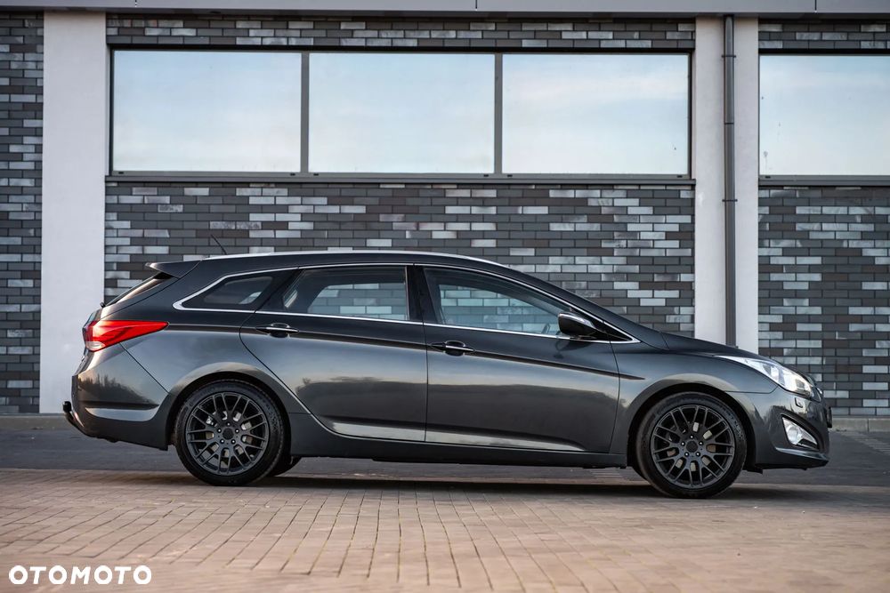 Hyundai i40 1.7 CRDi Comfort + - 5