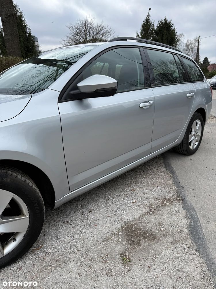 Skoda Octavia 1.6 TDI Ambition - 8