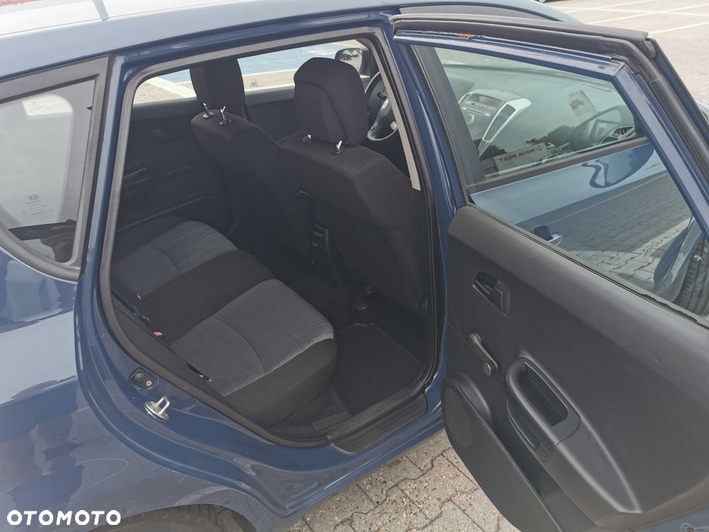 Kia Ceed - 6